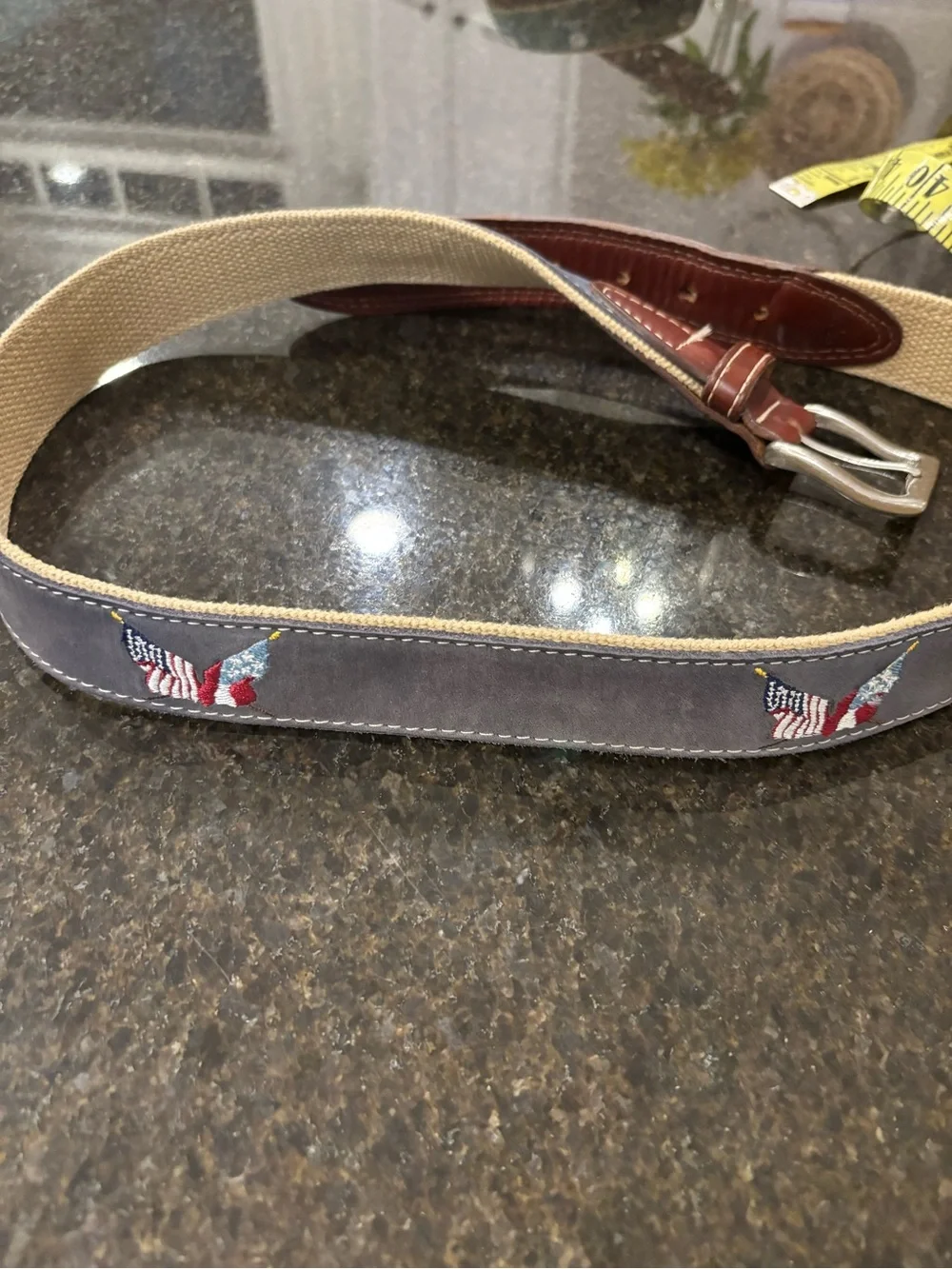 Patriotic men’s golf belt with leather trim by YRI.
